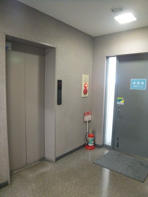 各階エレベーターホール